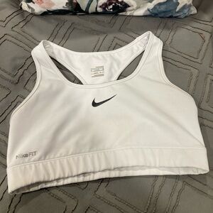 Nike pro Women's White Sports Bra. Size medium